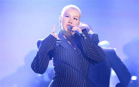 Il Caos di Coachella: Christina Aguilera e il suo Trionfale Ritorno alle Origini